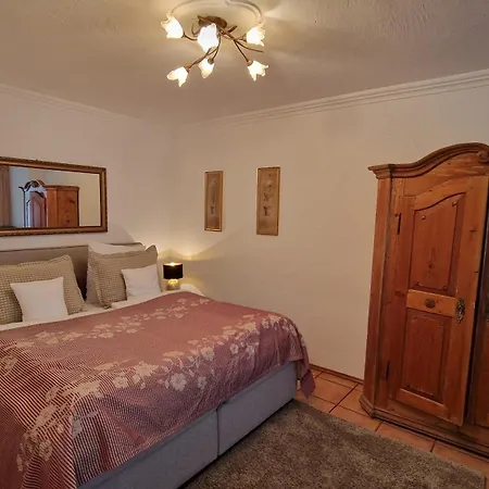 Alte Pfarrey Neuleiningen