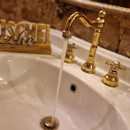 Alte Pfarrey * Neuleiningen