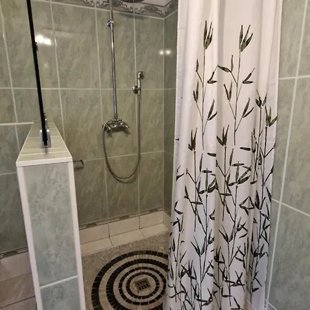 فندق Alte Pfarrey Neuleiningen