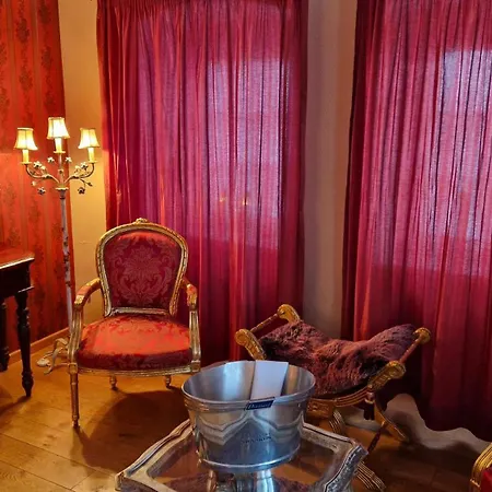 Ξενοδοχείο Alte Pfarrey *