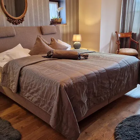 Alte Pfarrey فندق Neuleiningen