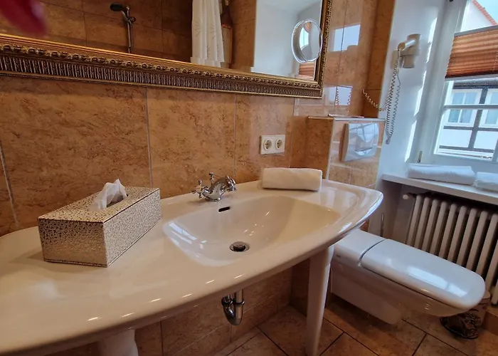 Alte Pfarrey 뉴라이닝언